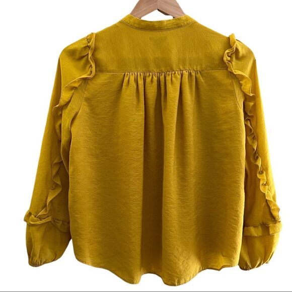 😊 3/$30 
Ann Taylor Sz SP long sleeve ruffled top mustard yellow/gold EUC - Picture 6 of 11